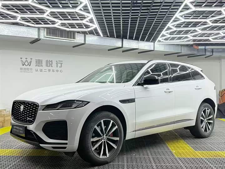 Фото 1 - Jaguar F-Pace