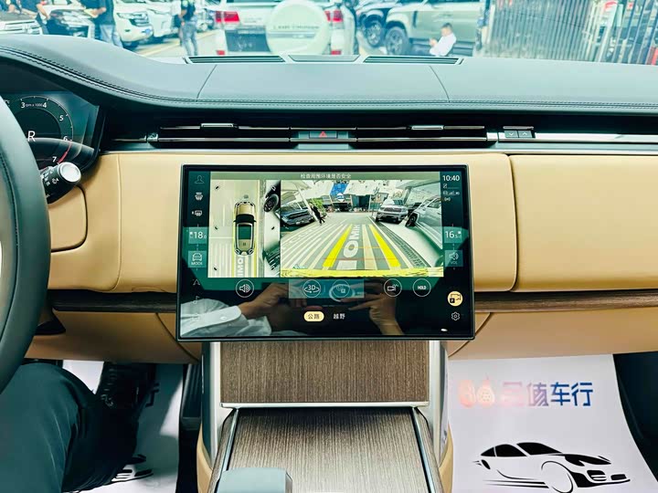 Фото 11 - Land Rover Range Rover