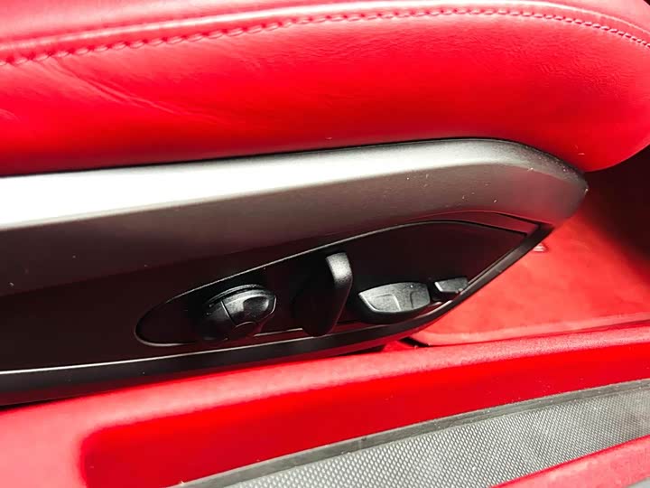 Фото 10 - Porsche 911