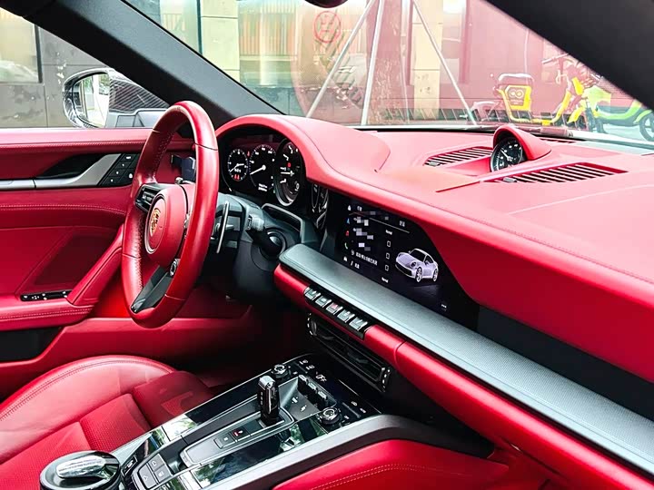 Фото 12 - Porsche 911