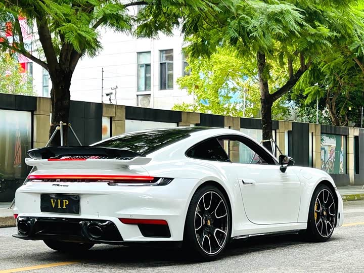 Фото 17 - Porsche 911