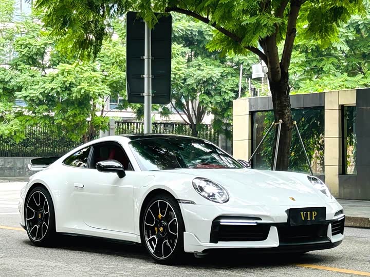 Фото 3 - Porsche 911