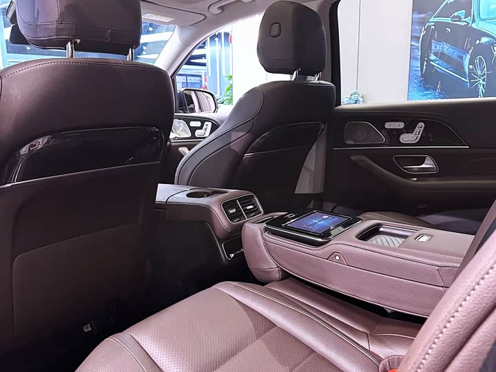 Фото 6 - Mercedes-Benz GLS-Class