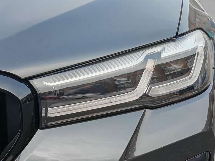 Фото 19 - BMW 5 Series