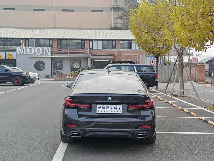 Фото 21 - BMW 5 Series