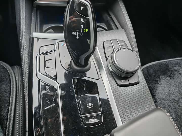 Фото 6 - BMW 5 Series