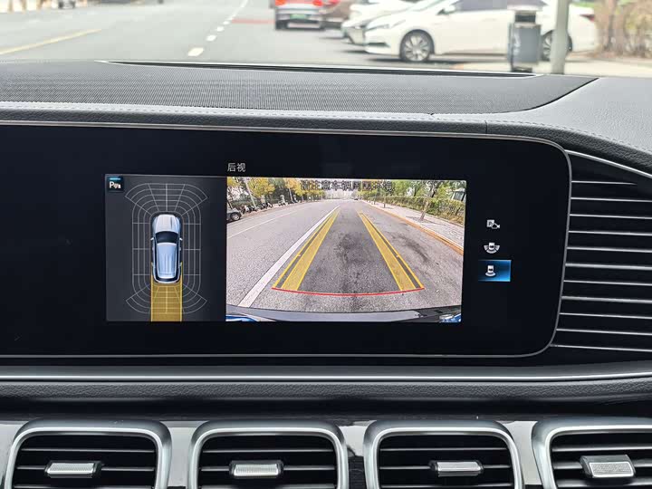 Фото 5 - Mercedes-Benz GLE-Class