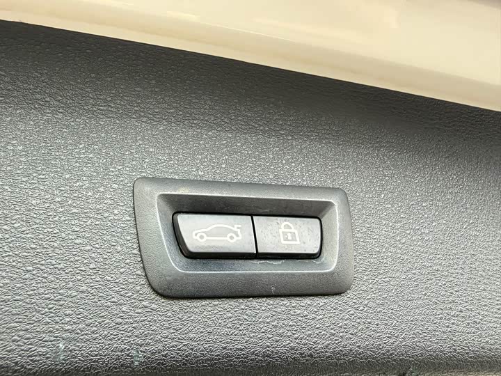 Фото 21 - BMW X1