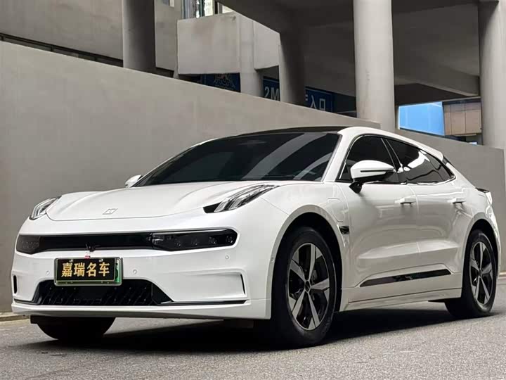 Фото 1 - Zeekr 001