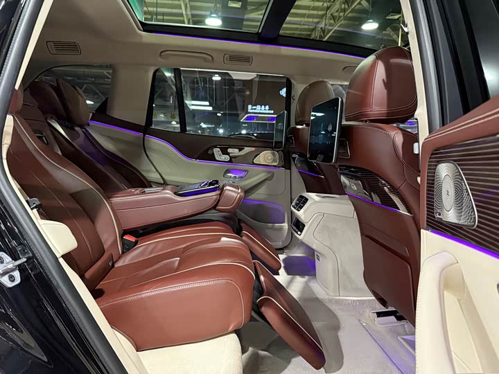 Фото 10 - Mercedes-Benz Maybach GLS