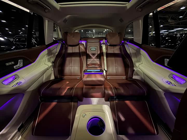 Фото 19 - Mercedes-Benz Maybach GLS