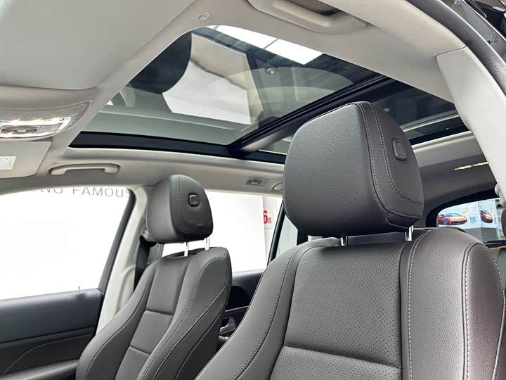 Фото 14 - Mercedes-Benz GLS-Class