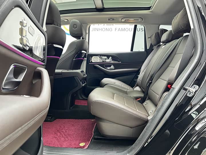 Фото 18 - Mercedes-Benz GLS-Class