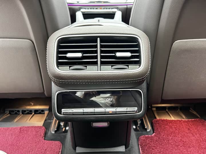 Фото 22 - Mercedes-Benz GLS-Class