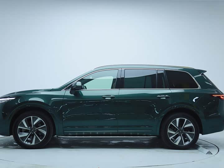 Фото 23 - LiXiang One