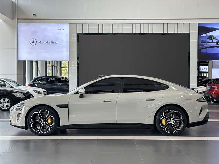 Фото 8 - Xiaomi SU7