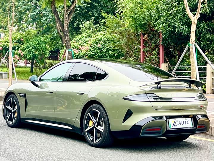 Фото 16 - Xiaomi SU7