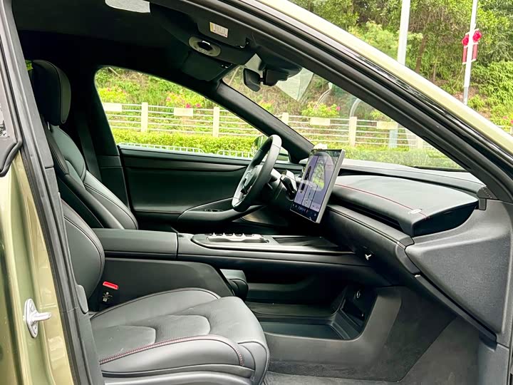 Фото 8 - Xiaomi SU7