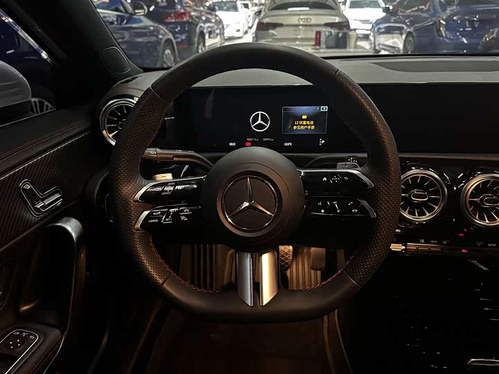 Фото 12 - Mercedes-Benz A-Class