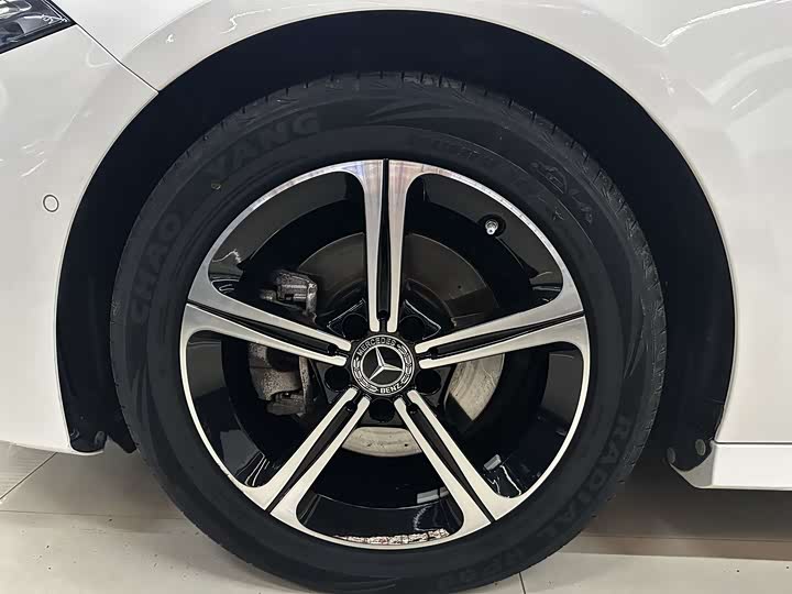 Фото 5 - Mercedes-Benz A-Class