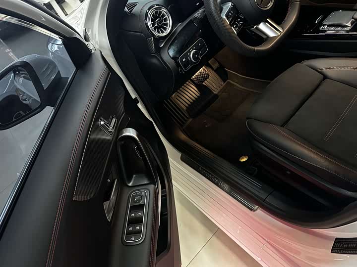 Фото 6 - Mercedes-Benz A-Class