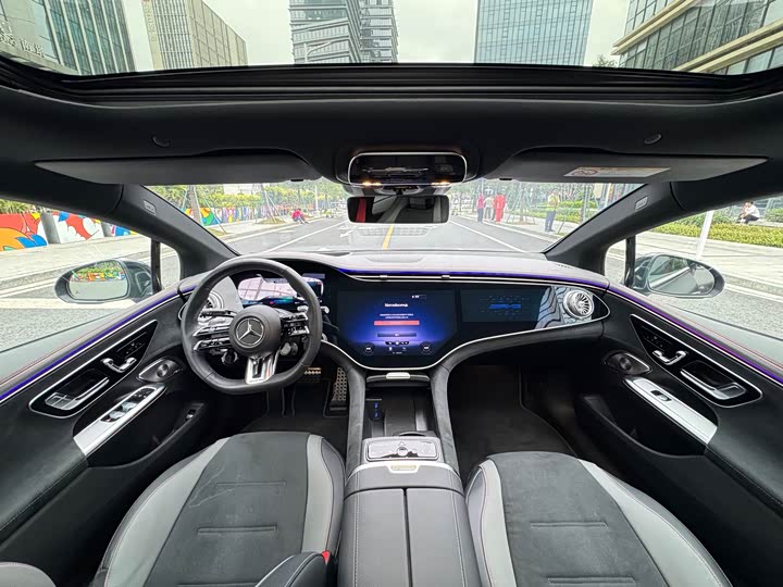 Фото 17 - Mercedes-Benz EQE AMG