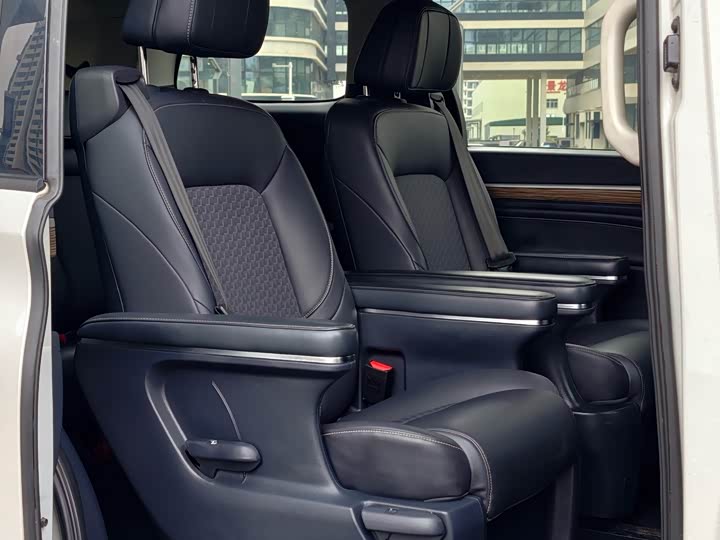 Фото 14 - GAC Trumpchi M8