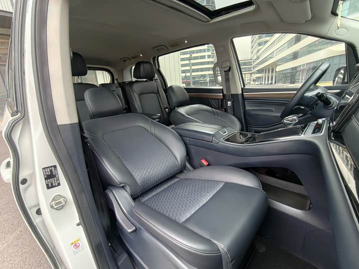 Фото 18 - GAC Trumpchi M8