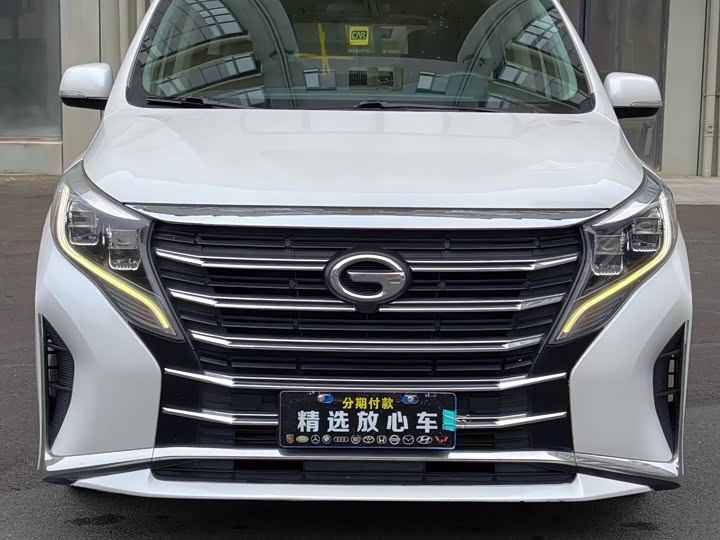 Фото 2 - GAC Trumpchi M8