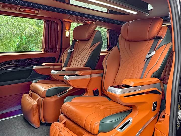 Фото 12 - Mercedes-Benz Vito