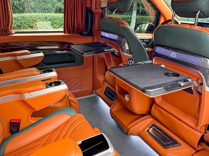 Фото 17 - Mercedes-Benz Vito