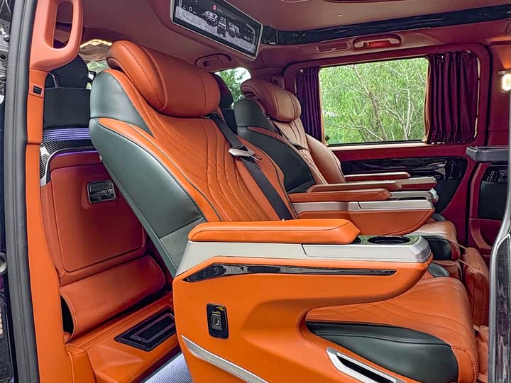 Фото 21 - Mercedes-Benz Vito