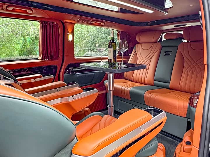 Фото 23 - Mercedes-Benz Vito