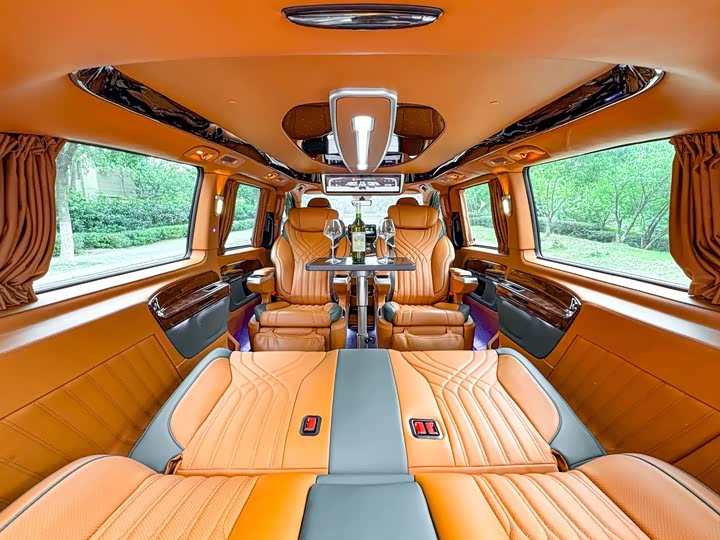 Фото 26 - Mercedes-Benz Vito