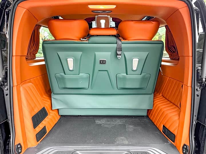 Фото 33 - Mercedes-Benz Vito