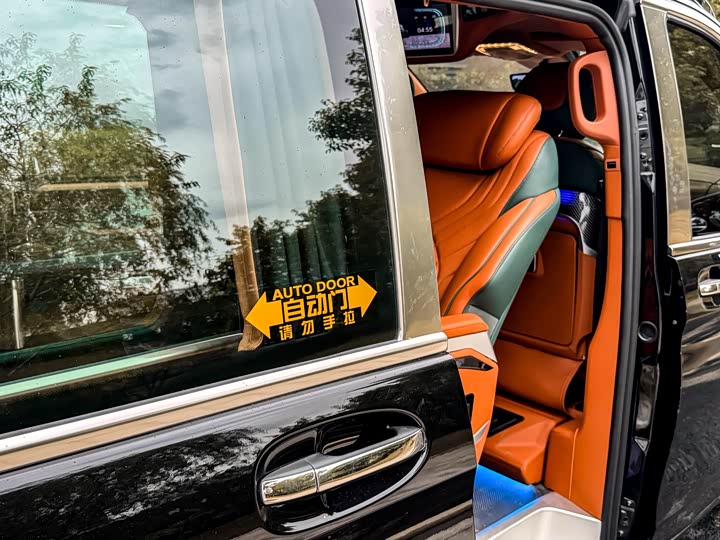 Фото 34 - Mercedes-Benz Vito