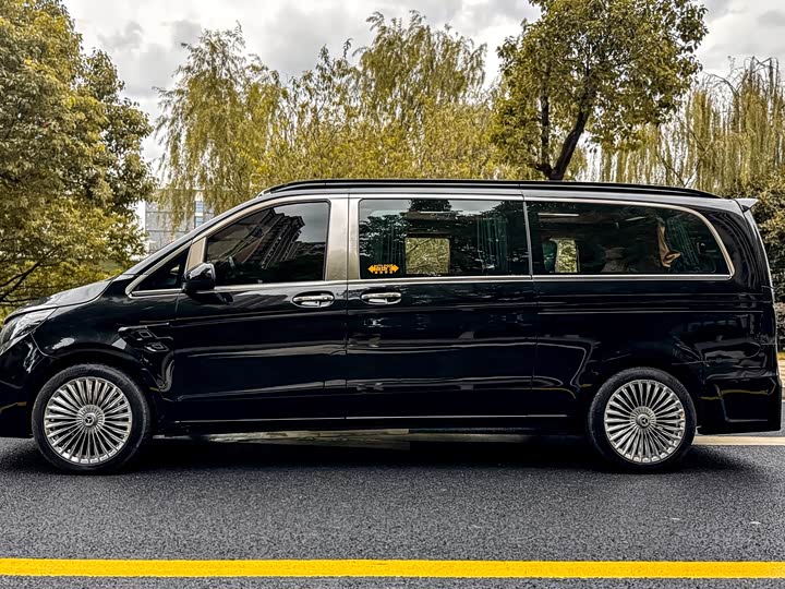 Фото 35 - Mercedes-Benz Vito