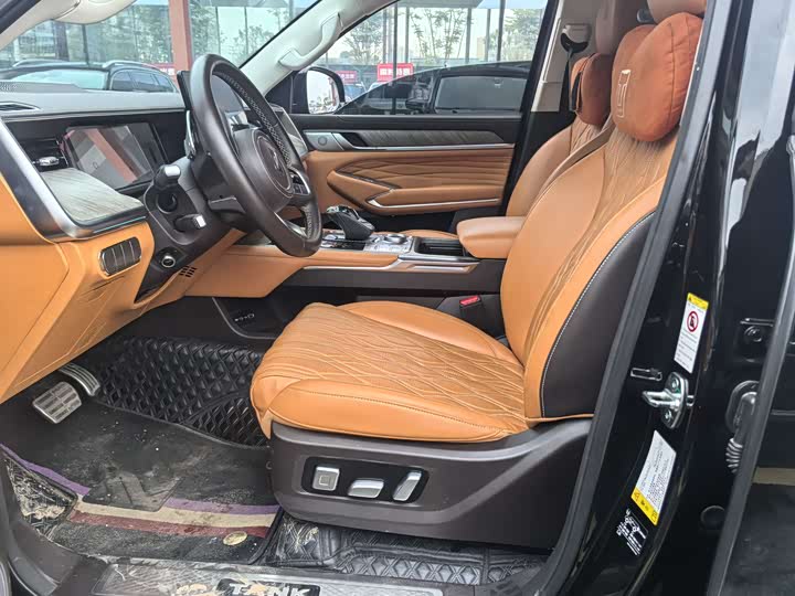 Фото 5 - Tank 500 Hybrid