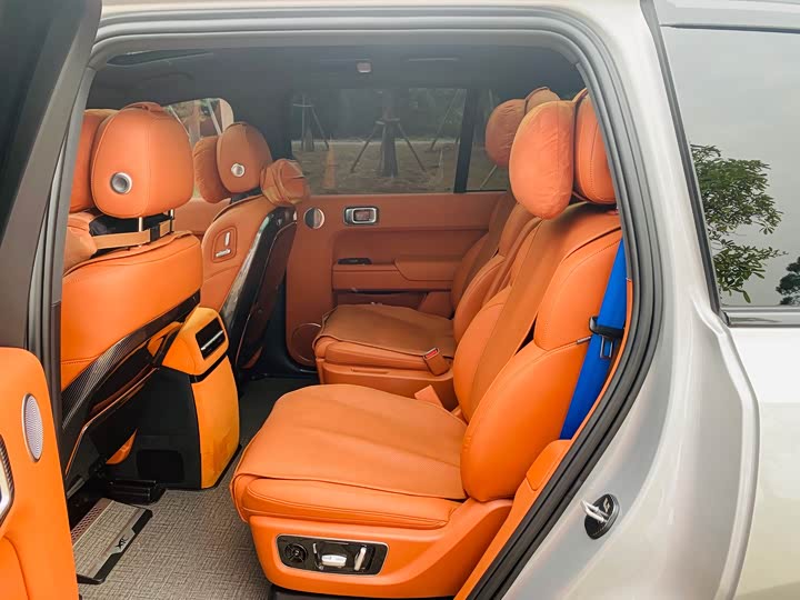 Фото 11 - LiXiang L9