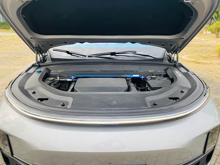 Фото 20 - LiXiang L9