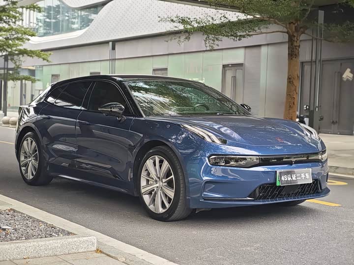 Фото 3 - Zeekr 001