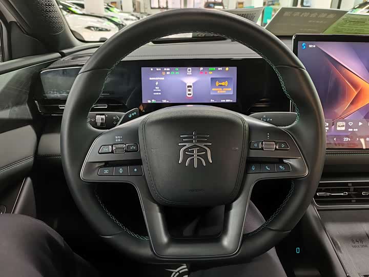 Фото 10 - BYD Qin L