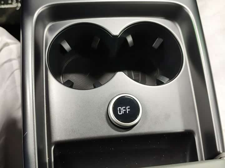 Фото 15 - BYD Qin L