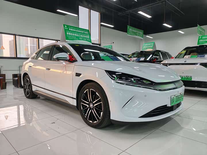 Фото 3 - BYD Qin L