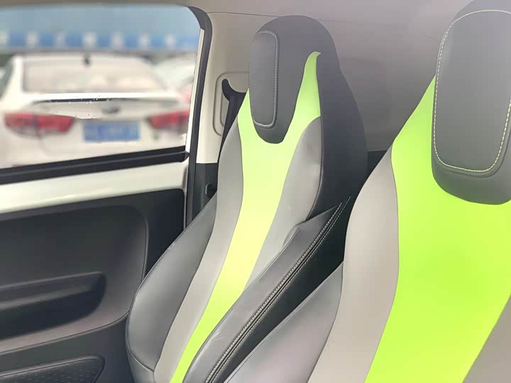 Фото 3 - Roewe Clever