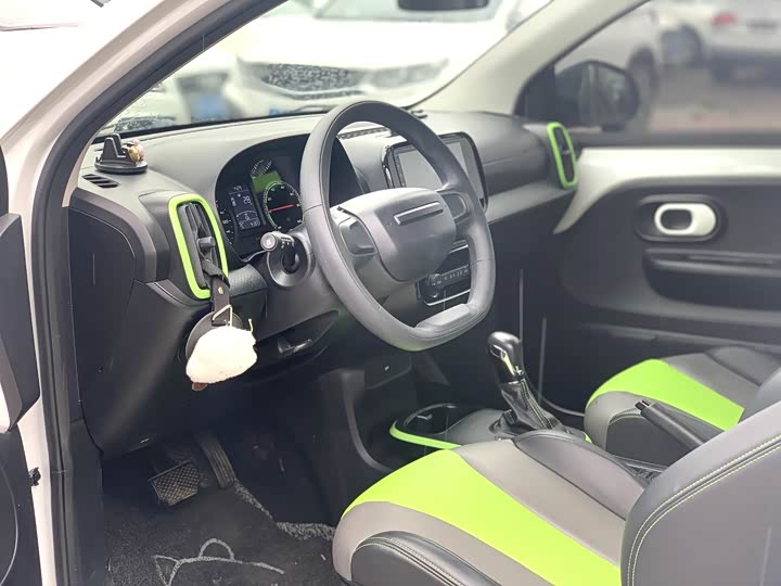 Фото 8 - Roewe Clever