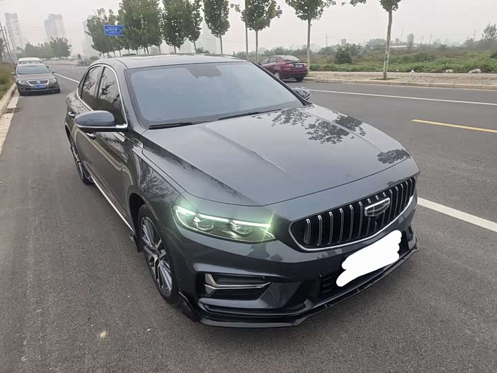 Фото 3 - Geely Preface