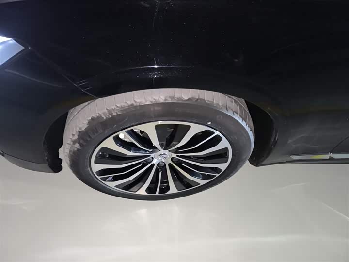 Фото 23 - Volvo S90