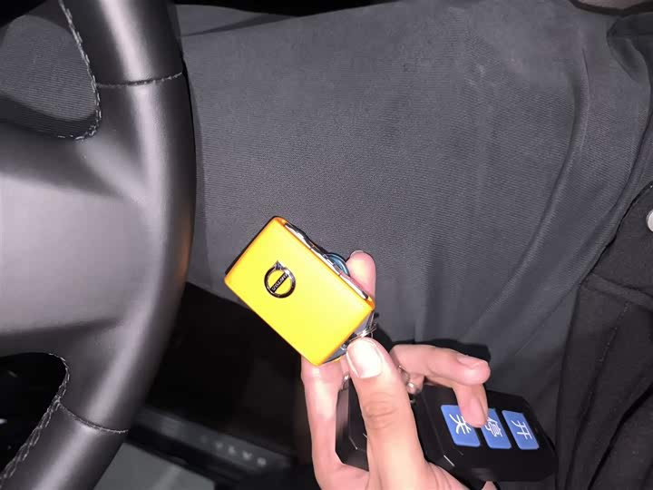 Фото 9 - Volvo S90