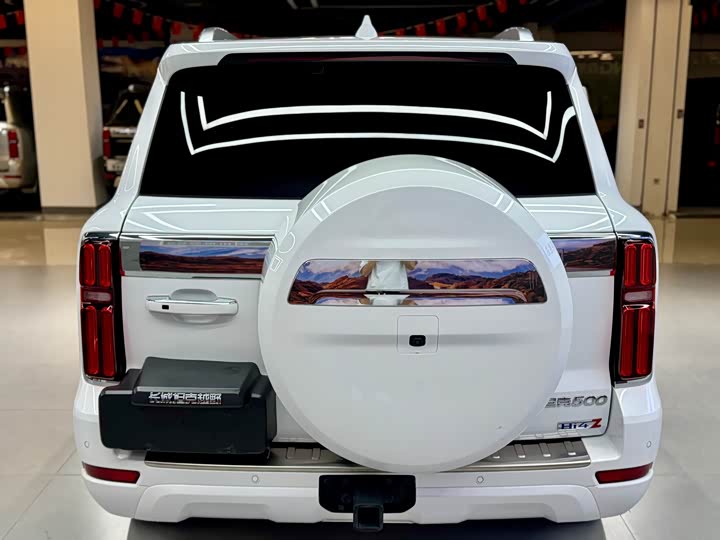 Фото 5 - Tank 500 Hybrid